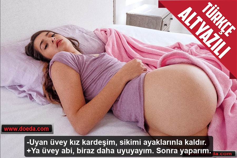 Bir Kez Ayağıyla Boşaltan Üvey Kız Kardeşinden Hep İstedi  