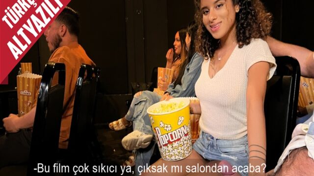 Sinemada Gittikleri Filmden Sıkılınca Asıl Filmi Onlar Çevirdi